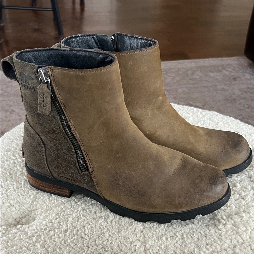 Women’s Sorel Brown Leather Ankle Boots